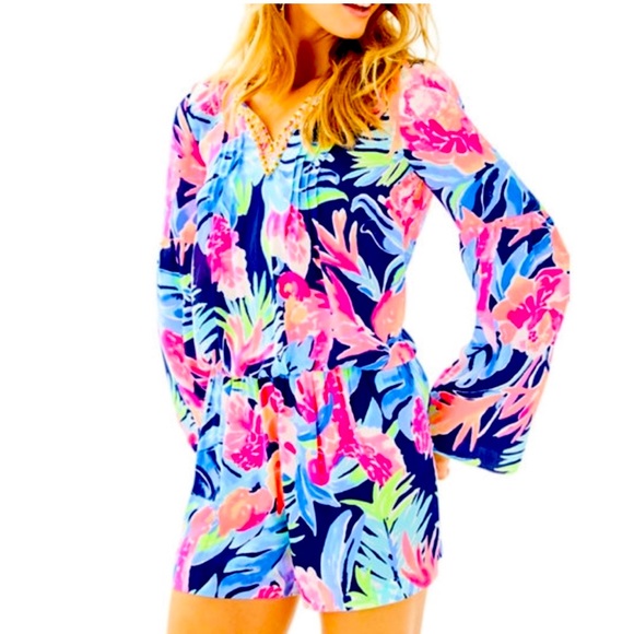 Lilly Pulitzer Arielle Romper Tropicolada S NEW NWT Silky Soft Shorts - Picture 2 of 5